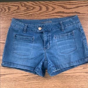 Maurices size 9/10 jean shorts